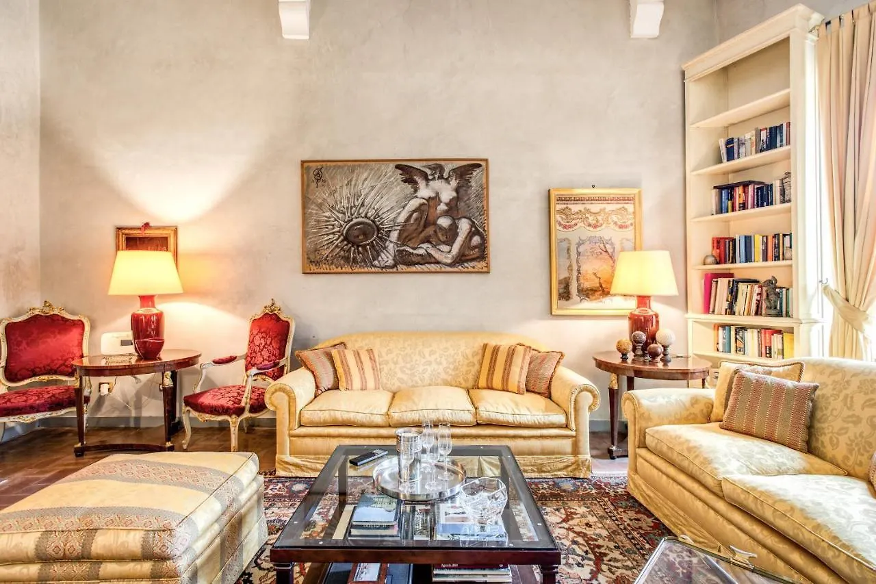 Wonderful Apartment With Balcony In Piazza Margana Ρώμη Ιταλία