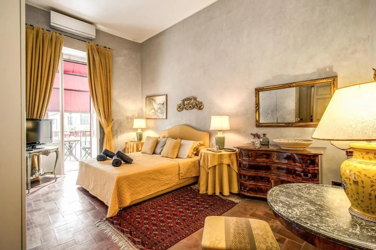 Wonderful Apartment With Balcony In Piazza Margana Ρώμη
